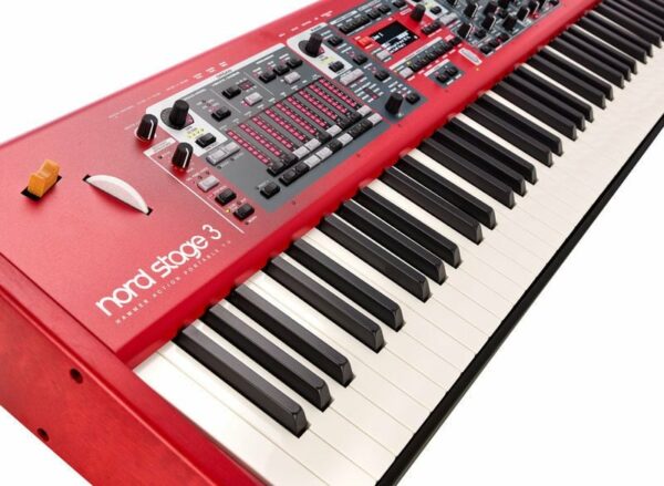 NORD STAGE 3 HP76 4