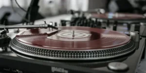 DJ-pinchando-deejaing-in-club-o-scratch-24