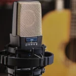 AKG C414 XLS con shock mount H85 y filtro antipop