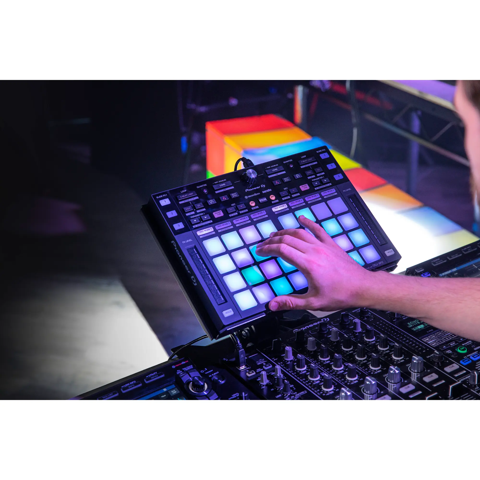 Pioneer DJ DDJ-XP2 | Controlador DJ | SOLOPRO Audio