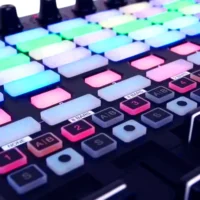 AKAI APC 40 MK2 - Imagen 6