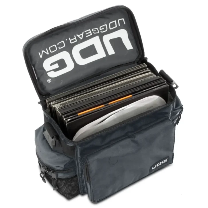 UDG U9630 Slingbag Negro - Imagen 4