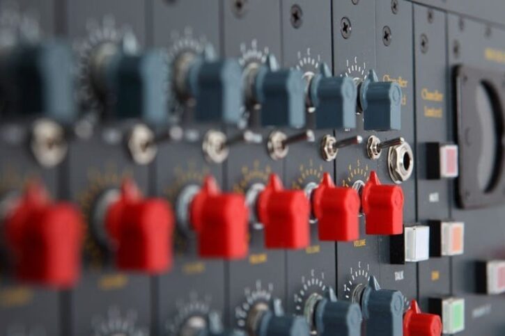 CHANDLER LIMITED Mini Rack Mixer - Imagen 3