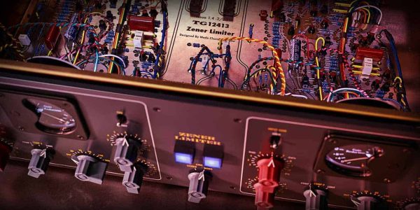 CHANDLER LIMITED Zener Limiter - Imagen 2