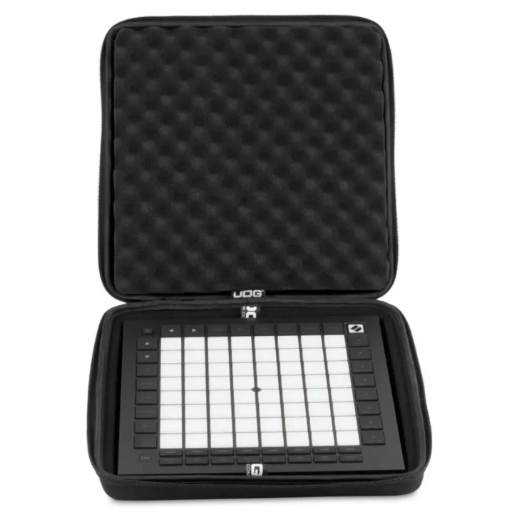 UDG U8484Bl Creator Novation Launchpad Pro Mk3 Hardcase Negro - Imagen 3