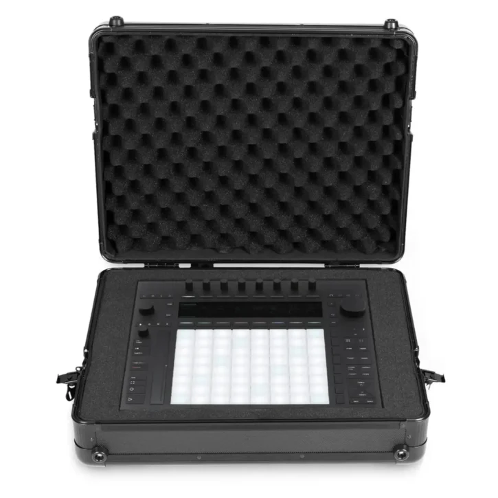 UDG U93023Bl Pick Foam Flight Case Ableton Push 3 Negro - Imagen 2