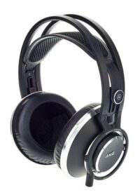 AKG K872