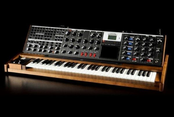 MOOG Voyager XL - Imagen 1