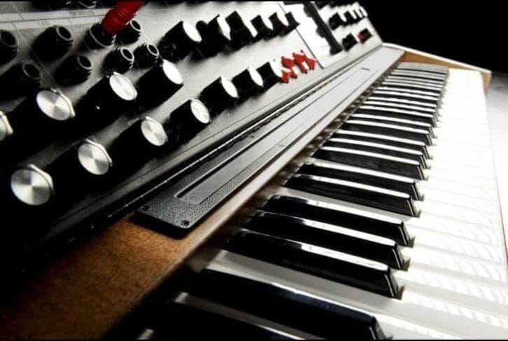 MOOG Voyager XL - Imagen 4