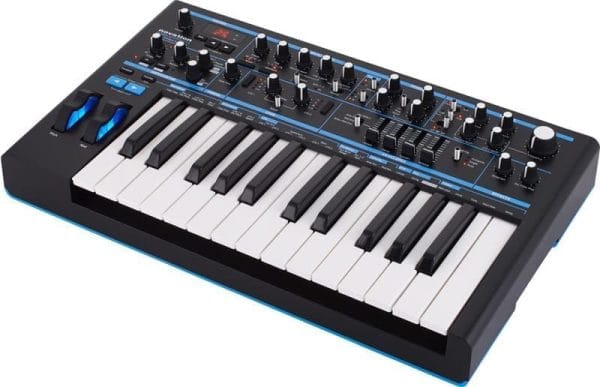 Novation Bass Station II - Imagen 1