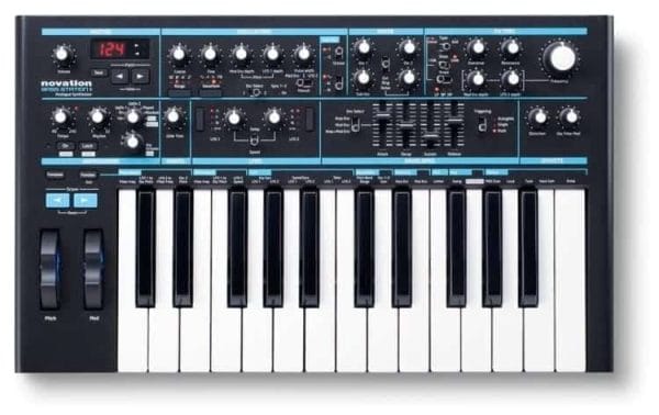 Novation Bass Station II - Imagen 2