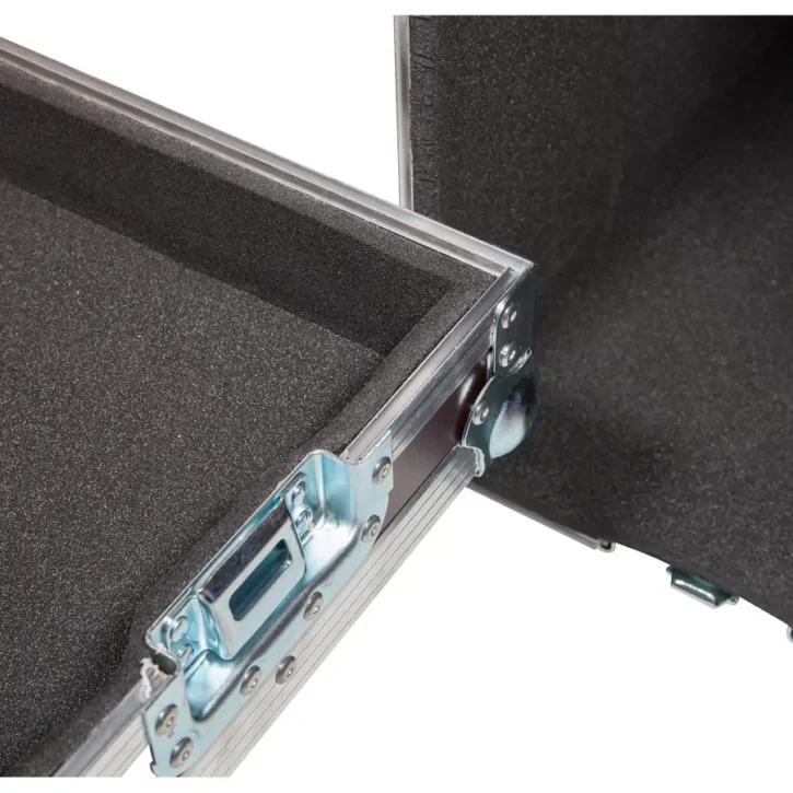 Flight case Amplificador Custom para Combos Plata (Ruedas) - Imagen 4