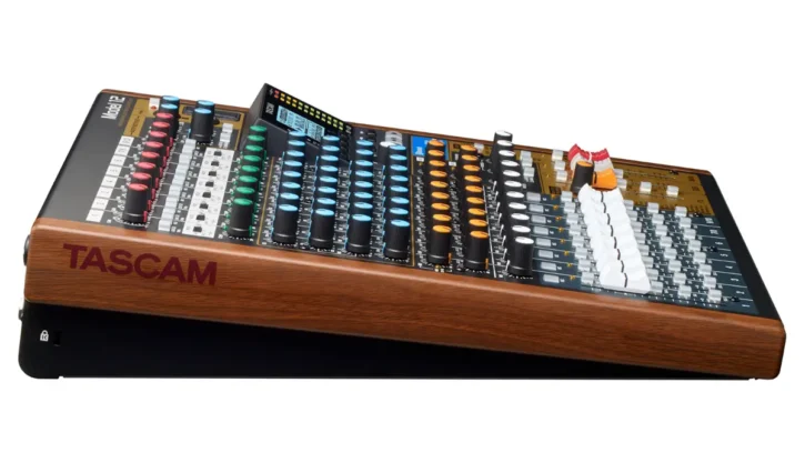 Tascam Model 12 - Imagen 7
