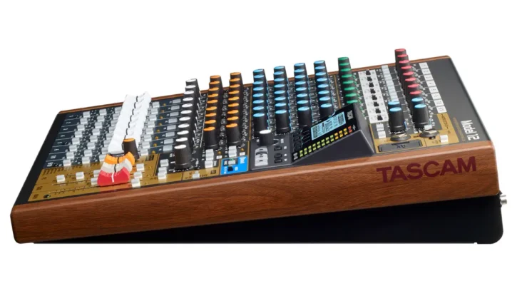 Tascam Model 12 - Imagen 8