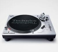 TECHNICS SL-1200 MK7 plata