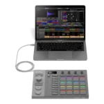 Slab-controlador-Serato-Studio-Pro-laptop-conection