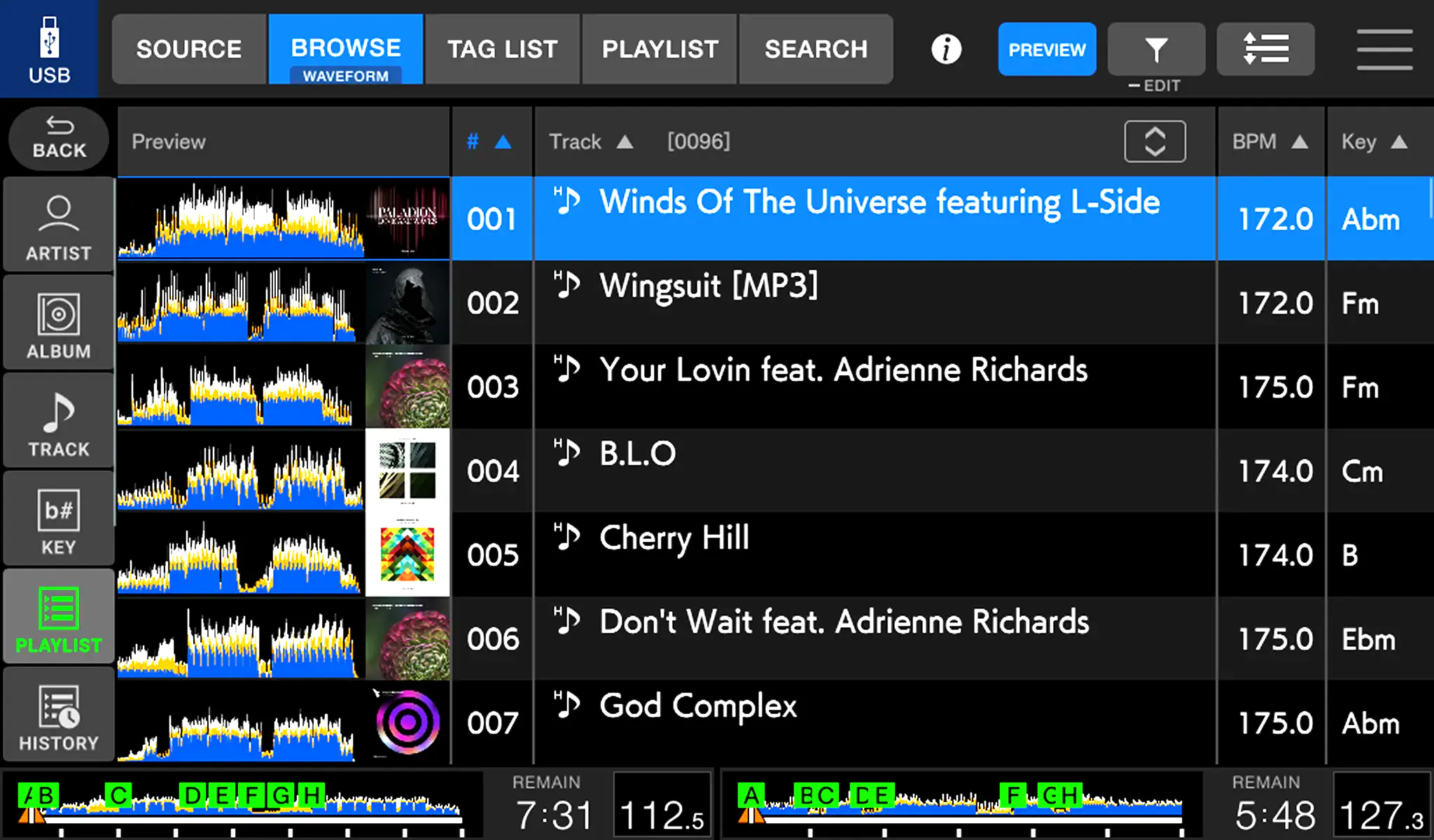 Pantalla de exploración de la biblioteca musical en el AlphaTheta XDJAN